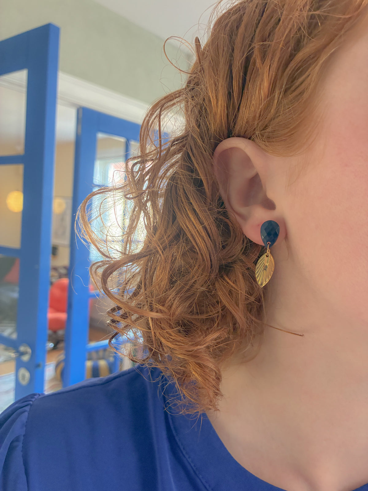 Mathilde mini, statement øreringe i akryl og messing fra Winther Design